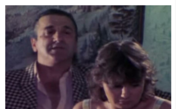 Bila intimna s Batom Živojinovićem i tako postala najpopularnija u Jugoslaviji, svi maštali da je odvedu u krevet: Sad u 66-oj u bikiniju je prava bomba Bila intimna s Batom Živojinovićem i tako postala najpopularnija u Jugoslaviji, svi maštali da je odvedu u krevet: Sad u 66-oj u bikiniju je prava bomba