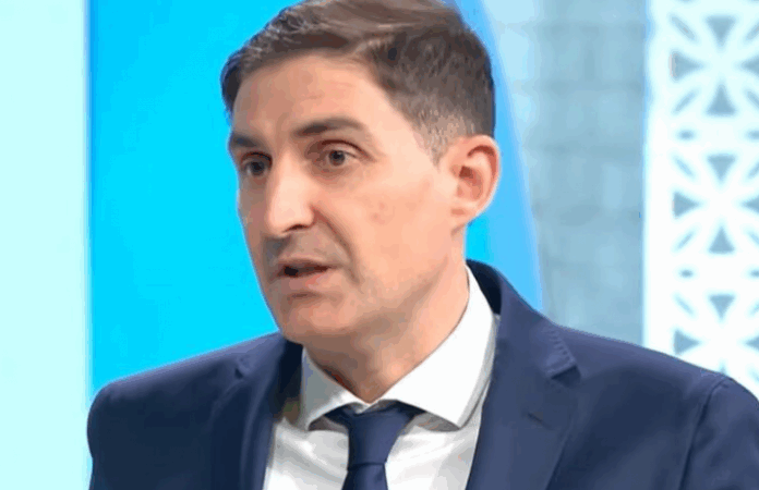 Dejan Čubrilo otkriva kako jesti meso, A DA VAM NE STVARA VISOK HOLESTEROL: Ova namirnica čisti kao bager crijeva, potrebno je da je pojedete 1 sat prije spavanja