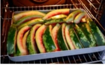 NIKADA ne bacajte kore lubenice: Stavite ih u pleh i uključite rernu. Žao mi je što nisam probao ranije! NIKADA ne bacajte kore lubenice: Stavite ih u pleh i uključite rernu. Žao mi je što nisam probao ranije!