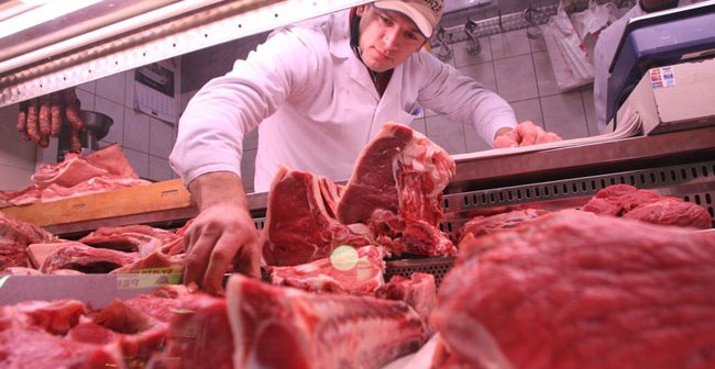 Nikako ne kupujte ovakvo meso: Mesari varaju kupce, evo šta prvo trebate primijetiti kada uđete