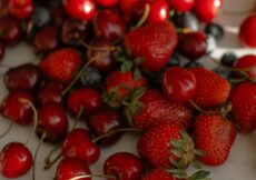 Nutricionisti upozoravaju: Zašto ne biste smjeli miješati jagode i trešnje?