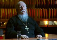 Ovako roditelji uništavaju svoju decu, a da toga nisu ni svesni : Tvrdi protojerej