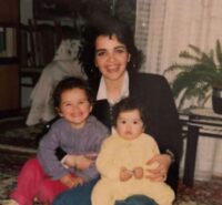 Vera se rodila u Prizrenu, a udala za Albanca: Prošla je “sito i rešeto”, morala da pobegne s Kosova, ćerku zadojila važnom idejom