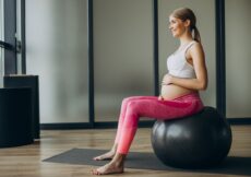 Vježbanje na pilates lopti tokom trudnoće može olakšati porod Vježbanje na pilates lopti tokom trudnoće može olakšati porod