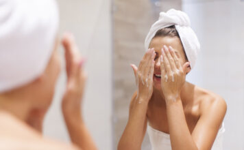 "Ako imate akne, ne brinete o sebi" – Zašto je ovo najštetnija predrasuda "Ako imate akne, ne brinete o sebi" - Zašto je ovo najštetnija predrasuda