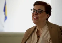 Džejla Ramović je odrasla u ovoj kući s roditeljima i sestrama, evo šta su komšije imale da kažu! Džejla Ramović je odrasla u ovoj kući s roditeljima i sestrama, evo šta su komšije imale da kažu!