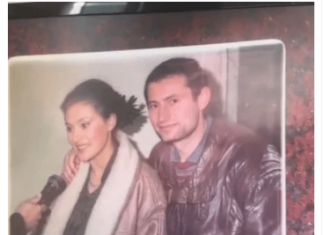 (FOTO) ŠOK PRIZOR NA GROBLJU Zoran na spomeniku stavio sliku sa Cecom, isklesana i poruka: “Pjevala mi je – Ja sam cvetak, čudan cvetak” (FOTO) ŠOK PRIZOR NA GROBLJU Zoran na spomeniku stavio sliku sa Cecom, isklesana i poruka: “Pjevala mi je – Ja sam cvetak, čudan cvetak”