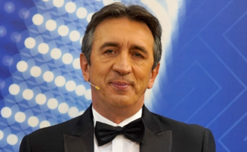 Izgubili smo ga? Tek 20 dana nakon što je hospitalizovan isplivala istina o zdravstvenom stanju Žike Jakšića: Ovo su pokušali sakriti Izgubili smo ga Tek 20 dana nakon što je hospitalizovan isplivala istina o zdravstvenom stanju Žike Jakšića: 0vo su pokušali sakriti