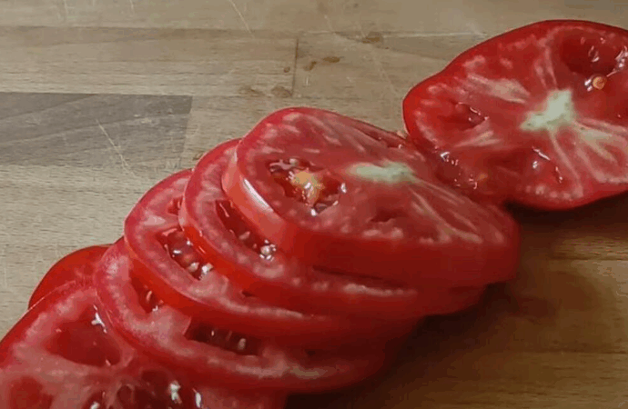 KO NE SME NIKAKO DA JEDE PARADAJZ? Ako se lečite od ovih bolesti, BACITE GA ODMAH, nije vredan narušavanja vašeg ZDRAVLJA