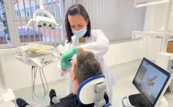 Stručnjaci Stomatološkog fakulteta: Zubi se mogu vratiti u prvobitni položaj nakon aparatića Stručnjaci Stomatološkog fakulteta: Zubi se mogu vratiti u prvobitni položaj nakon aparatića