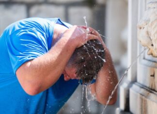 Stručnjaci upozoravaju na popularni trik za rashlađivanje s ventilatorom: ‘Ni slučajno to ne radite’ Stručnjaci upozoravaju na popularni trik za rashlađivanje s ventilatorom: ‘Ni slučajno to ne radite’