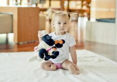 Viktorija je rođena sa stopalima okrenutim unazad, nije hodala i stalno je trpela čuđenja ljudi: Sve prognoze lekara je srušila i izrasla u neverovatnu lepoticu
