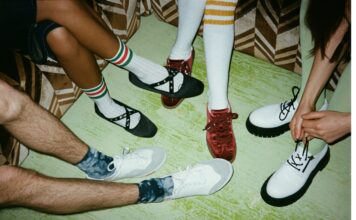 Adidas ne prestaje da iznenađuje, lansirali klompe koje liče na „Birkenstock“ Adidas ne prestaje da iznenađuje, lansirali klompe koje liče na „Birkenstock“