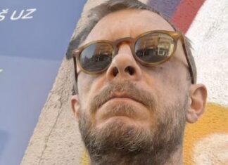 Ćerka Arsena dedića udata je za veliku Jugoslovensku zvezdu: Uz njegove pesme smo plakali, a najveći hit posvetio njoj Ćerka Arsena dedića udata je za veliku Jugoslovensku zvezdu: Uz njegove pesme smo plakali, a najveći hit posvetio njoj