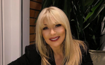 Estetski zahvati prodaja Sašine imovine i odlazak iz Srbije a za sve zaslužan ON!!Pogledajte koji je POZNATI pjevač zamijenio Saleta!! Estetski zahvati prodaja Sašine imovine i odlazak iz Srbije a za sve zaslužan ON!!Pogledajte koji je POZNATI pjevač zamijenio Saleta!!