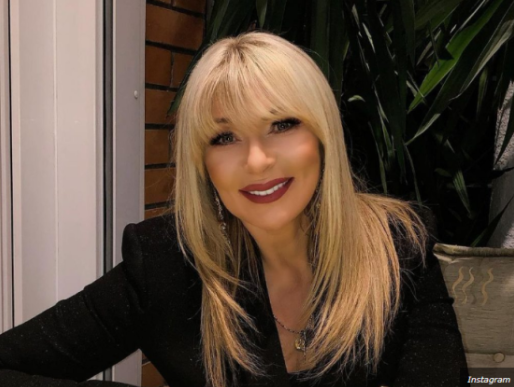 Estetski zahvati prodaja Sašine imovine i odlazak iz Srbije a za sve zaslužan ON!!Pogledajte koji je POZNATI pjevač zamijenio Saleta!! Estetski zahvati prodaja Sašine imovine i odlazak iz Srbije a za sve zaslužan ON!!Pogledajte koji je POZNATI pjevač zamijenio Saleta!!