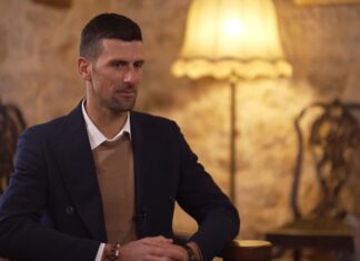 Novak Đoković ponovo u centru pažnje, reklama koja je oborila sa nogu ceo Times Square Novak Đoković ponovo u centru pažnje, reklama koja je oborila sa nogu ceo Times Square