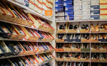 Obuća koja se smatrala „modnim zločinom“ je ponovo u trendu Obuća koja se smatrala „modnim zločinom“ je ponovo u trendu