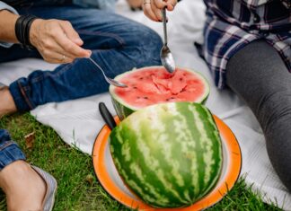 Ovo voće i povrće pomažu tijelu da se hidrira! Ovo voće i povrće pomažu tijelu da se hidrira!