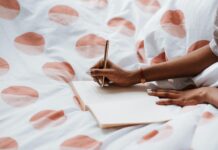 Pisanje snova i strahova: Moćna tehnika za čišći um i bolji san Pisanje snova i strahova: Moćna tehnika za čišći um i bolji san