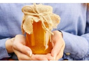 STRUČNJAK OTKRIO KADA JE NAJBOLJE DA POJEDETE MED: U ovo DOBA DANA je INFUZIJA ZA ZDRAVLJE, popravlja i JETRU STRUČNJAK OTKRIO KADA JE NAJBOLJE DA POJEDETE MED: U ovo DOBA DANA je INFUZIJA ZA ZDRAVLJE, popravlja i JETRU