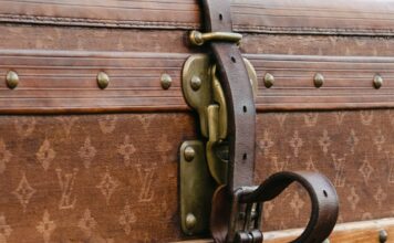 Torba koja je promenila sve: Kako je nastao brend Louis Vuitton? Torba koja je promenila sve: Kako je nastao brend Louis Vuitton?