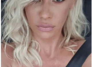 Uhvatili smo Natašu Bekvalac na moru! Pogledajte ŠTA RADI dok misli da je niko ne gleda! (FOTO) Uhvatili smo Natašu Bekvalac na moru! Pogledajte ŠTA RADI dok misli da je niko ne gleda! (FOTO)