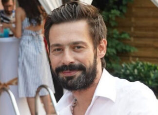 Uživa sa nasljednikom: Milan Vasić pokazao kako provodi vrijeme sa sinom FOTO Uživa sa nasljednikom: Milan Vasić pokazao kako provodi vrijeme sa sinom FOTO