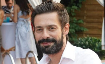 Uživa sa nasljednikom: Milan Vasić pokazao kako provodi vrijeme sa sinom FOTO Uživa sa nasljednikom: Milan Vasić pokazao kako provodi vrijeme sa sinom FOTO