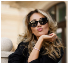 Ženi od 50 godina potrebna je samo 1 vežba i 1 proizvod da bi izgledale kao da joj je 40: Evo o čemu je reč Ženi od 50 godina potrebna je samo 1 vežba i 1 proizvod da bi izgledale kao da joj je 40: Evo o čemu je reč