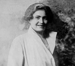 Ljubavnica muža joj došla na vrata, a onda je sestra zatekla sa radnikom imanja u krevetu i sve rekla Benitu: Otkrivena šok istina o supruzi Musolinija Ljubavnica muža joj došla na vrata, a onda je sestra zatekla sa radnikom imanja u krevetu i sve rekla Benitu: Otkrivena šok istina o supruzi Musolinija