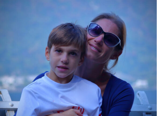 Muž mi uz jutarnju kafu pred našom decom rekao – Danka, ja odlazim: Poželeo mi je da prosim, nije mu se ostvarila želja Muž mi uz jutarnju kafu pred našom decom rekao – Danka, ja odlazim: Poželeo mi je da prosim, nije mu se ostvarila želja