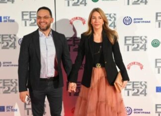 Porodila se ministarka: Lijepe vijesti za porodicu Handanović, Damir postao otac Porodila se ministarka: Lijepe vijesti za porodicu Handanović, Damir postao otac