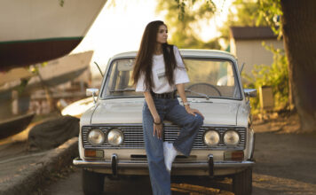 Povratak 70-ih: Kako nositi najveći retro trend jeseni 2025. Povratak 70-ih: Kako nositi najveći retro trend jeseni 2025.