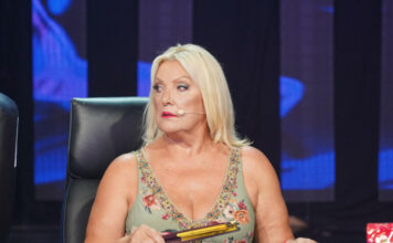 Poznata srpska pjevačica završila u školskom udžbeniku Makedonije: Roditelji šokirani fotografijom FOTO Poznata srpska pjevačica završila u školskom udžbeniku Makedonije: Roditelji šokirani fotografijom FOTO