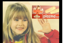 SJEĆATE SE CURICE SA PLAZME? Nećete vjerovati kako Aleksandra iz Kikinde izgleda 25 godina kasnije SJEĆATE SE CURICE SA PLAZME? Nećete vjerovati kako Aleksandra iz Kikinde izgleda 25 godina kasnije