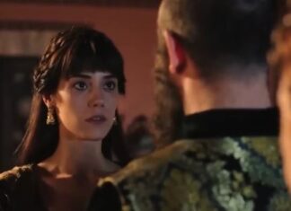 Šta se zaista dešavalo u haremu Sultana Sulejmana: Kad je serija izašla Turci su podivljali, tražili da se zabrani snimanje, a onda se umešao Erdogan Šta se zaista dešavalo u haremu Sultana Sulejmana: Kad je serija izašla Turci su podivljali, tražili da se zabrani snimanje, a onda se umešao Erdogan