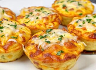 TOPLI SLANI MUFFINI SA KROMPIROM, ŠUNKOM I SIROM – MEKANI, UKUSNI I SAVRŠENI ZA DORUČAK, UŽINU I VEČERU 😋🔥