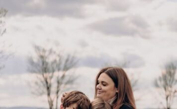 6 postupaka odrasle dece koje majka nikada ne bi trebalo da toleriše: Savetuje psiholog 6 postupaka odrasle dece koje majka nikada ne bi trebalo da toleriše: Savetuje psiholog