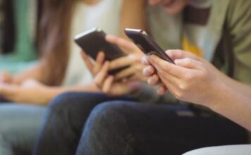 A život prolazi pored nas: Kako prestati konzumirati besmislen sadržaj A život prolazi pored nas: Kako prestati konzumirati besmislen sadržaj