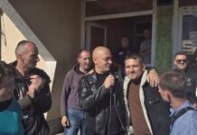 Aca Lukas iznenadio štićenike Zavoda Pazarić Aca Lukas iznenadio štićenike Zavoda Pazarić