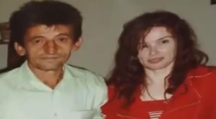 Albanka se udala za Vukadina iz Zubinog Potoka i ostavila sve zbog njega: Nije ni slutila kakva sudbina će je zadesiti, 1 potezom iznenadila je sve Albanka se udala za Vukadina iz Zubinog Potoka i ostavila sve zbog njega: Nije ni slutila kakva sudbina će je zadesiti, 1 potezom iznenadila je sve