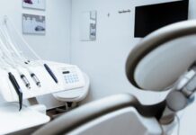 Dnevna doza humora: Kod zubara Dnevna doza humora: Kod zubara