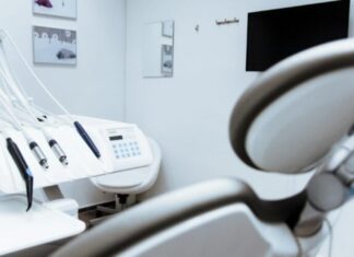 Dnevna doza humora: Kod zubara Dnevna doza humora: Kod zubara