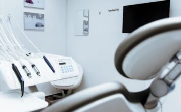 Dnevna doza humora: Kod zubara Dnevna doza humora: Kod zubara