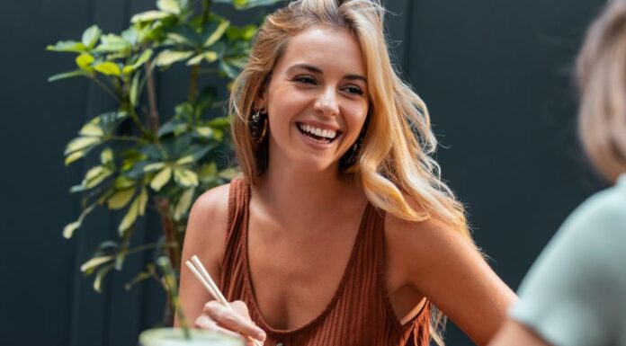 Horoskop za 24. oktobar: Vaga započinje flert, Strelac zdrači pozitivom, dok Lavove očekuje izazov Horoskop za 24. oktobar: Vaga započinje flert, Strelac zdrači pozitivom, dok Lavove očekuje izazov