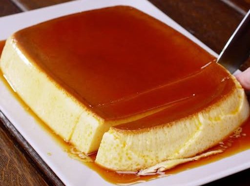 IMATE DVOJE JAJA ŠEĆER I MLIJEKO:! Svilenkast i kremast, ovaj desert je jednostavno neodoljiv IMATE DVOJE JAJA ŠEĆER I MLIJEKO:! Svilenkast i kremast, ovaj desert je jednostavno neodoljiv