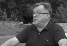 Ipak se pojavio na sahrani: Jedini pjevač sa kojim je Halid Bešlić ušao u sukob ispratio kolegu na vječni počinak Ipak se pojavio na sahrani: Jedini pjevač sa kojim je Halid Bešlić ušao u sukob ispratio kolegu na vječni počinak