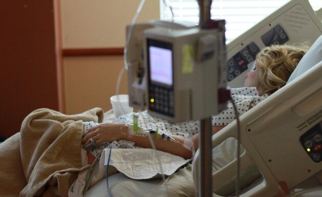 Liječnica objasnila što se događa s ljudima prije smrti: ‘Može trajati dva dana’ Liječnica objasnila što se događa s ljudima prije smrti: ‘Može trajati dva dana’