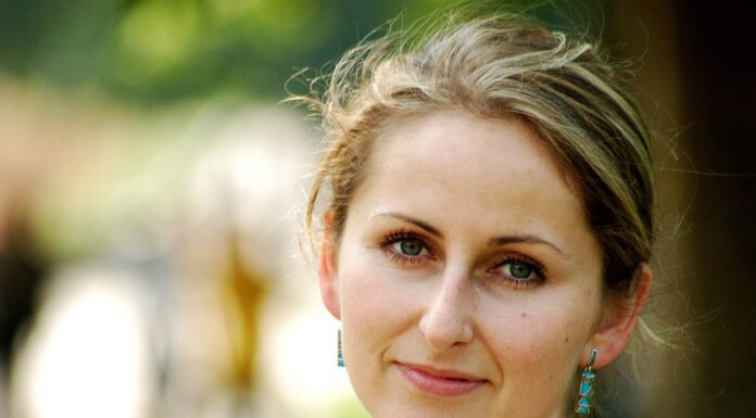 Mentalno zdrava žena ne mari za tuđe mišljenje – Psiholog ističe najčešće ženske greške Mentalno zdrava žena ne mari za tuđe mišljenje – Psiholog ističe najčešće ženske greške